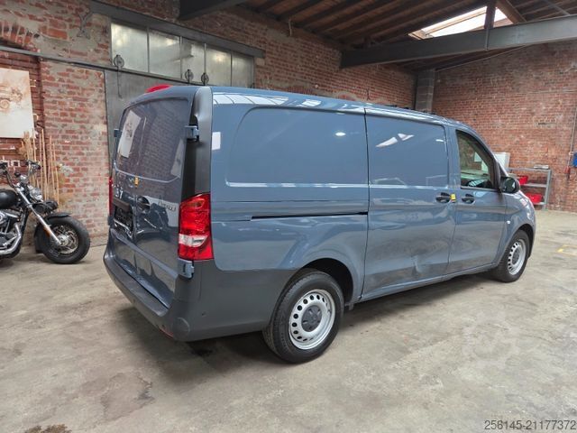 Umpikorja-auto MERCEDES-BENZ Vito Kasten 110  Kamera Tempom. Klima Tüv neu E6