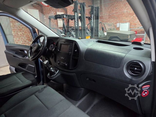 Umpikorja-auto MERCEDES-BENZ Vito Kasten 110  Kamera Tempom. Klima Tüv neu E6