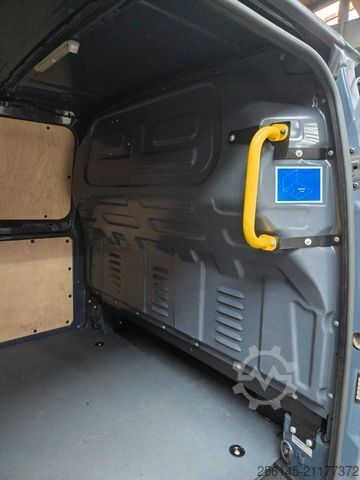 Umpikorja-auto MERCEDES-BENZ Vito Kasten 110  Kamera Tempom. Klima Tüv neu E6