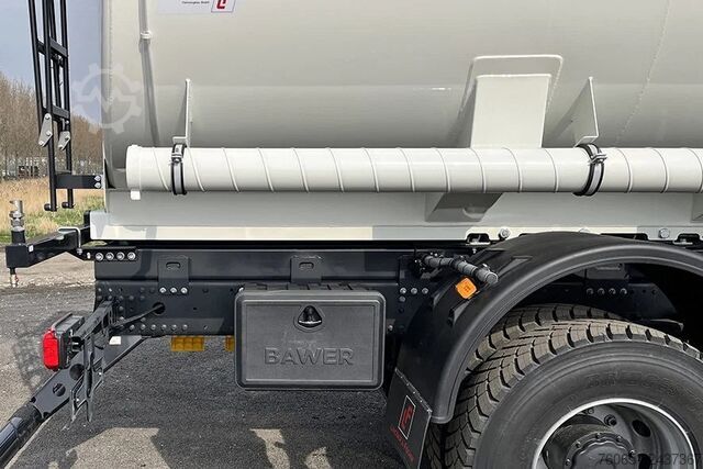 Camião-cisterna MAN TGS 33.400 BB CH Water Tank Truck (8 units)