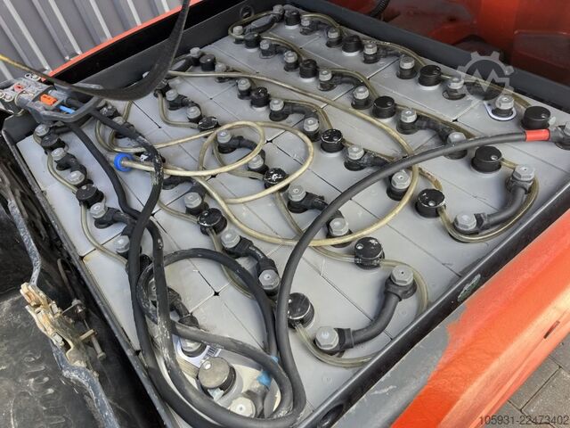 Carretilla eléctrica de 3 ruedas Linde E20L-02