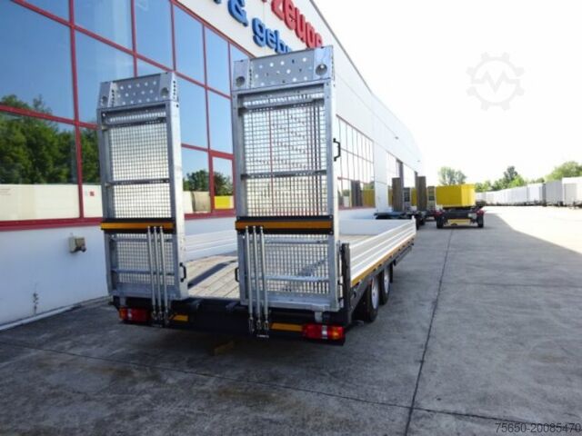 লোডার ট্রেলার Möslein TTT 13 6,2 BR Weiß  Neuer 13 t GG Tandemtieflader mit Breiten Rampen