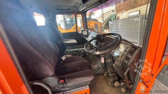 מטאטא כבישים MAN 14.192 FR Khermaschine 4x2 Baujahr 1994
