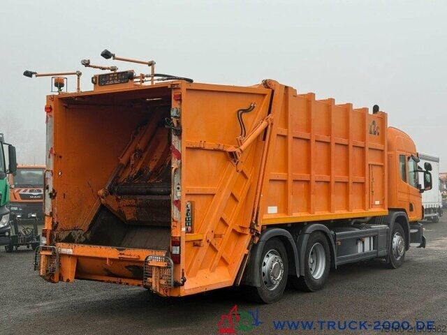 Truk sampah Scania P320 Zöller Medium X2C 21 + Delta 2301 Schüttung