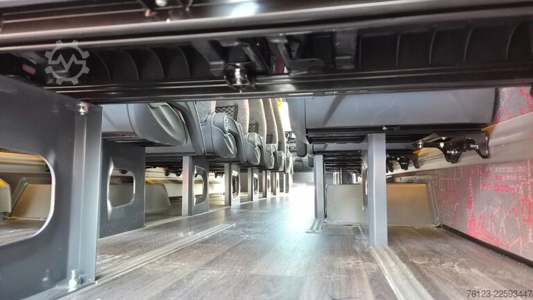 Minibús MERCEDES-BENZ 515 Sprinter 22 Schlafsessel Vorlauffahrzeug