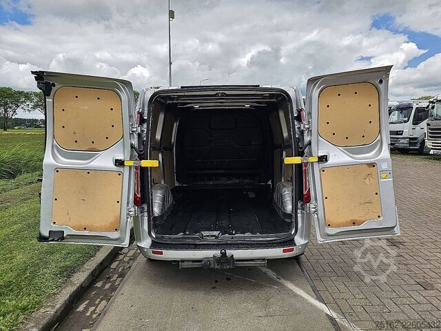 Yüksek tavanlı istasyon vagonu FORD TRANSIT CUSTOM 2.0 L1H1 Limited Navi AC