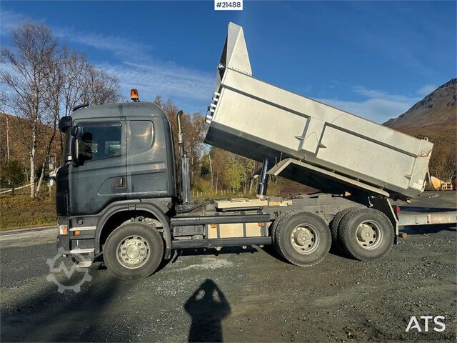 Tipper Scania G480 6x4 snow rigged tipper truck w/ two sets of t