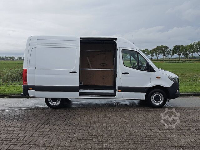 High-roof van MERCEDES-BENZ SPRINTER 317 L2H2 LED Mbux10