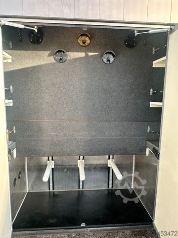 Nákladné auto na prepravu dobytka MERCEDES-BENZ Pferdetransporter