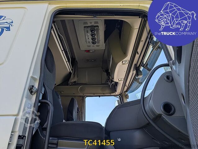 Chasis con cabina DAF XF 440