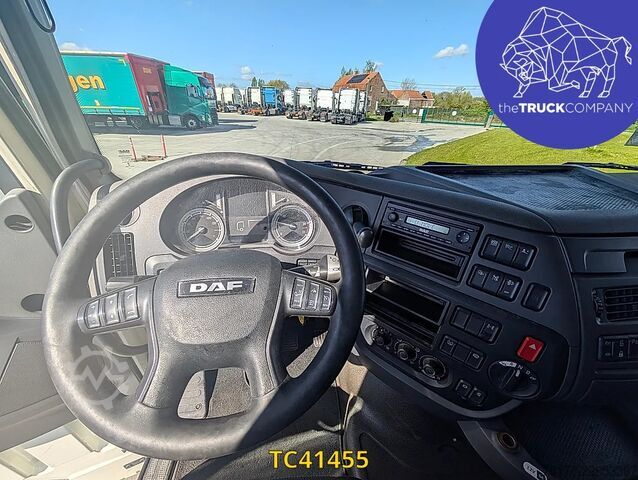 Chasis con cabina DAF XF 440