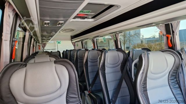 รถมินิบัส MERCEDES-BENZ 519 Sunset S 4 Ferqui Chasis 907 Vorlauffahrzeug