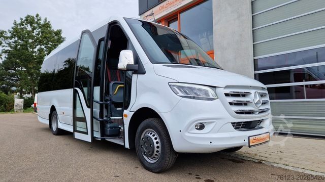 รถมินิบัส MERCEDES-BENZ 519 und 517 Glasdach XXL  20 Sitze Stock