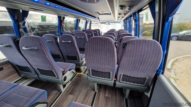 Kleinbus IVECO Daily 70 Vorlauffahrzeug Ferqui Sunrise 2,5 m B