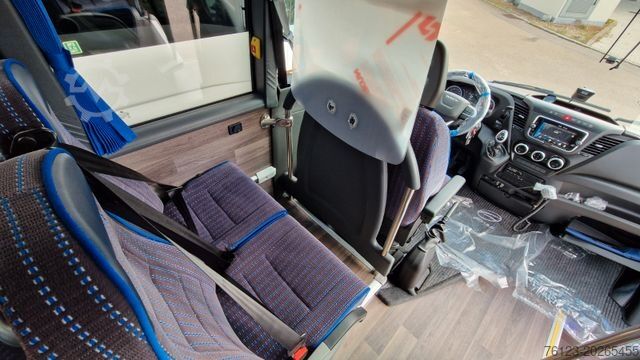 Kleinbus IVECO Daily 70 Vorlauffahrzeug Ferqui Sunrise 2,5 m B
