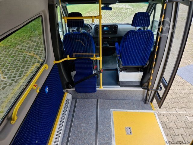 Stadtbus MERCEDES-BENZ 2 x Vorlauffahrzeug Bürgerbus Niederflur 9 Sitze