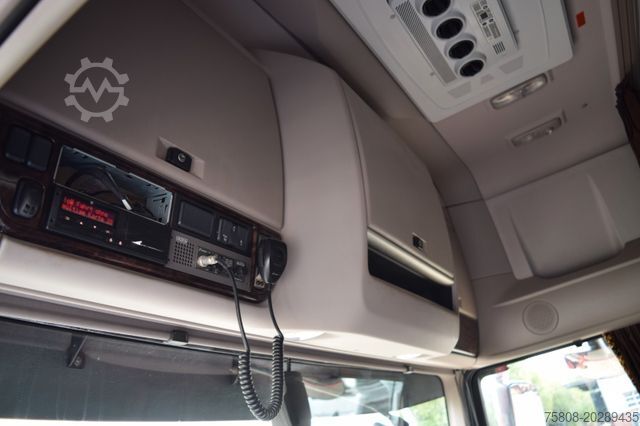 Camion de materiale periculoase DAF XF480 SSC ADR EXII EXIII Intarder Leder Xenon