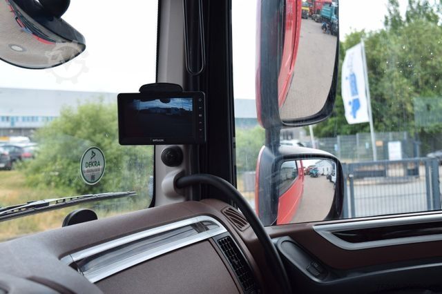 Camion de materiale periculoase DAF XF480 SSC ADR EXII EXIII Intarder Leder Xenon