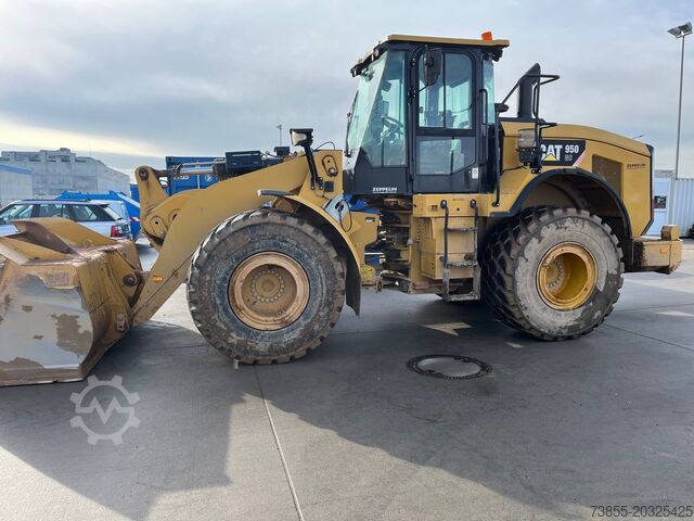Utovarivač Caterpillar 950GC