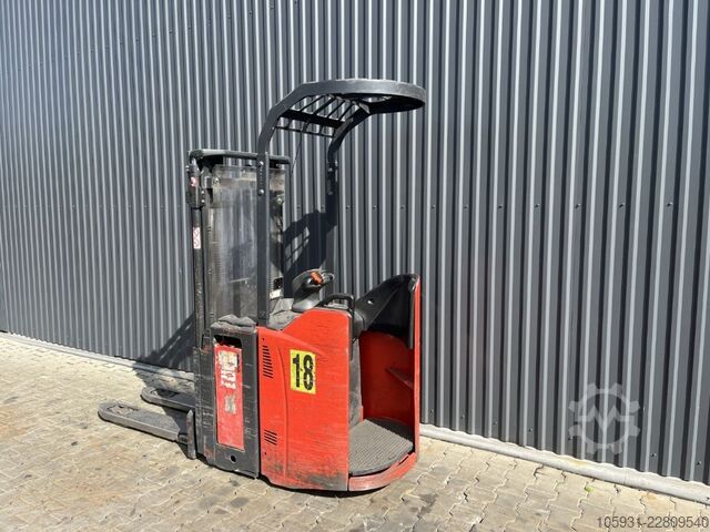 스탠드온 스태커 Linde D14SP