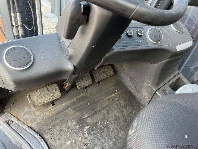 LPG Forklifts Linde H20T-01