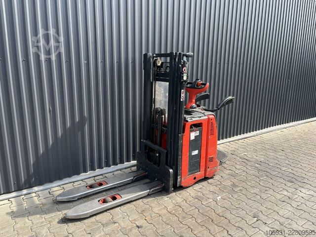 Stand-on stacker Linde L12AP
