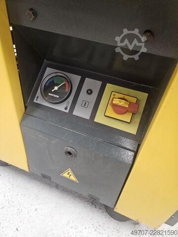 Compressor de parafuso com secador por refrigeração Kaeser airtower 8 