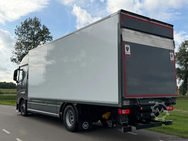  Iveco S-WAY