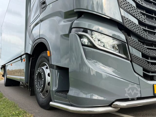  Iveco S-WAY
