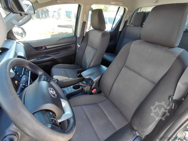Furgon TOYOTA Hilux Double Cab Duty 4x4