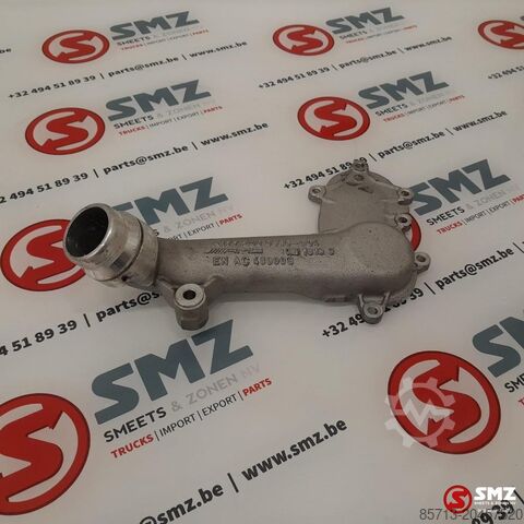 Bahagian enjin Mercedes Occ koelvloeistofinlaataansluiting waterpomp AMG C