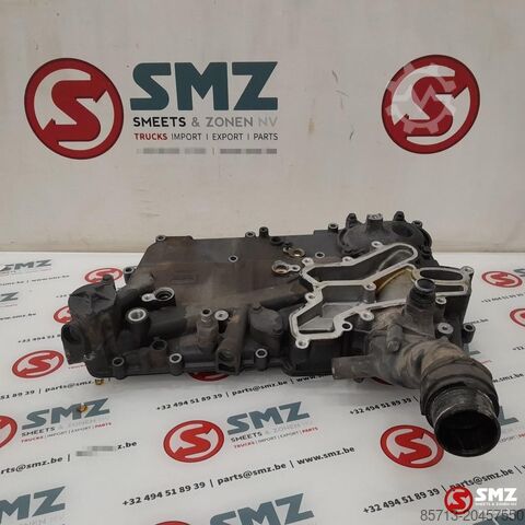 发动机部分 Scania Occ oliekoelerdeksel + oliekoeler Scania