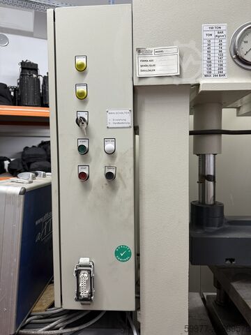 Máy ép thủy lực xưởng 150 tấn Sahinler 1020-150