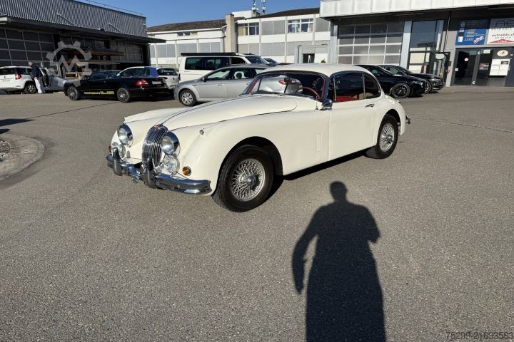 Véhicule utilitaire  XK 150 Limousine / Swiss-Vehicle