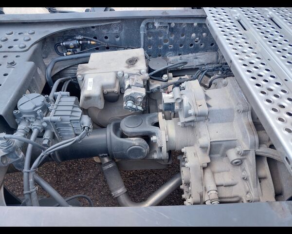 मानक ट्रैक्टर यूनिट MERCEDES-BENZ Actros L 18 4x2 - Actros L 1848 LS 4x2