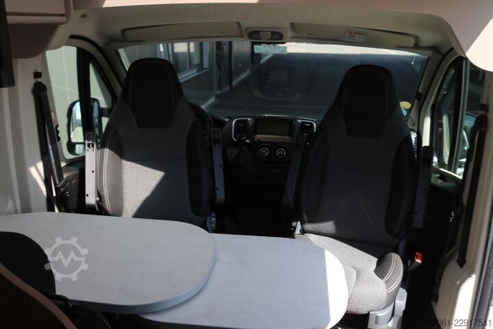 Kemperis Carado Camper Van CV600 AT8G+TV+Combi4D+Doppel RFK