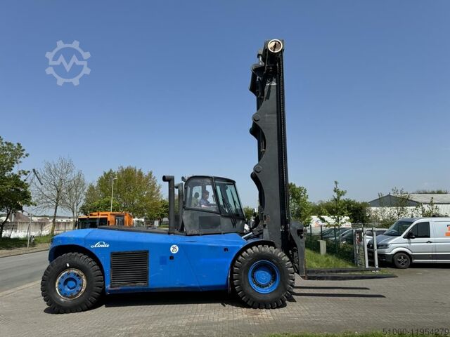 Heavy Forklift - Diesel 