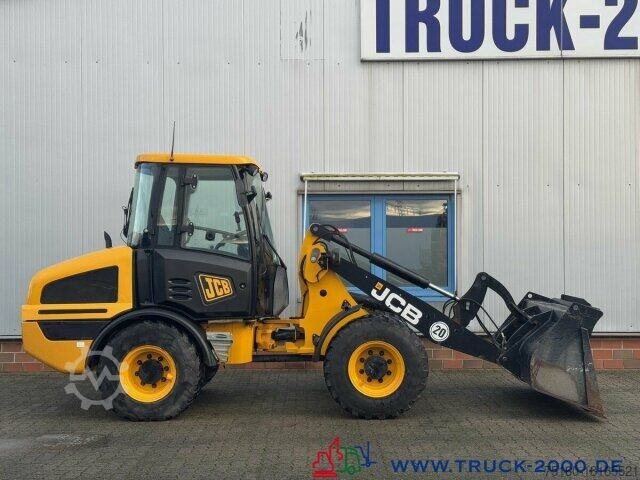 Ładowarka kołowa JCB 407 T4 4x4 Radlader Schutzkabine Schaufel +Gabel