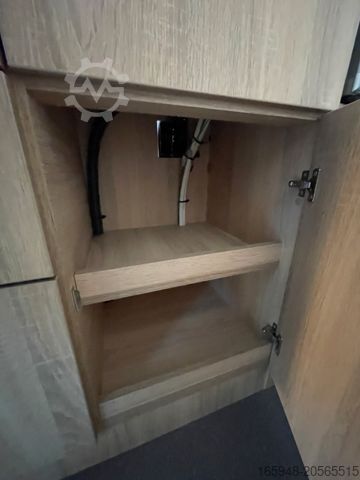 Campervan CLEVER Celebration | Aufstelldach | Markise, AHK + TV