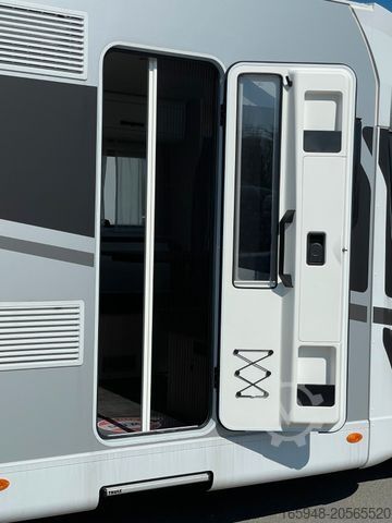 Semi-integrated camper SUNLIGHT T 69 LC *Queensbett ** 9 Gang Automatik**