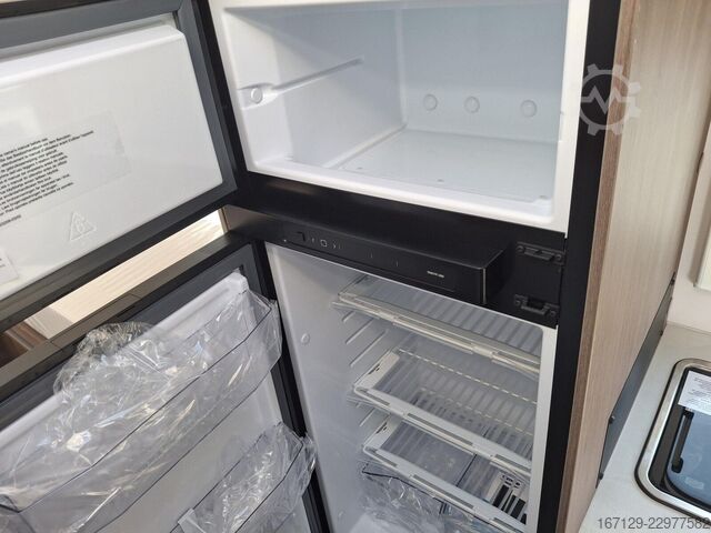แคมเปอร์กึ่งบูรณาการ CARADO T 338S