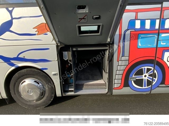 Turistični avtobus MERCEDES-BENZ Tourismo 16 RHD / S 516 HD / Travego / R9