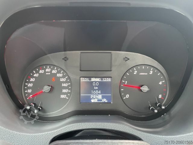 Pick-up van MERCEDES-BENZ Sprinter 317 CDI 9G 3665 Klima