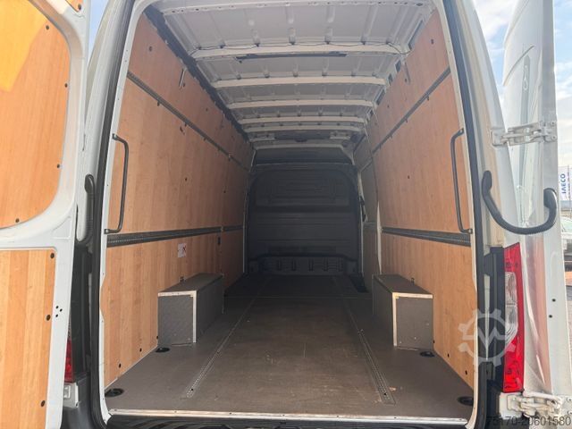 High top van MERCEDES-BENZ Sprinter 315 CDI 4325 Navi Klima 360 AHK