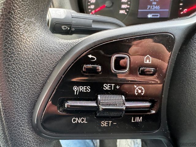 High top van MERCEDES-BENZ Sprinter 315 CDI 4325 Navi Klima 360 AHK