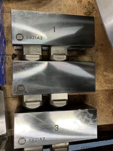 Mandrino a tre griffe Samchully HC-24