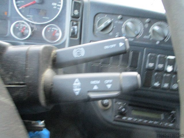 Truk tangki vakum MAN TGL 8.180 Fäkalienwagen, WC, TOI TOI