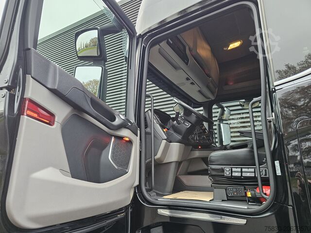 Estándar-SZM Scania R580 V8 4X2 / HYDRAULIC / RETARDER / FULL AIR