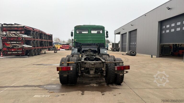 Chasis con cabina MAN 26.364 (STEEL SUSP. / LAMES / BIG AXLE / MANUAL...