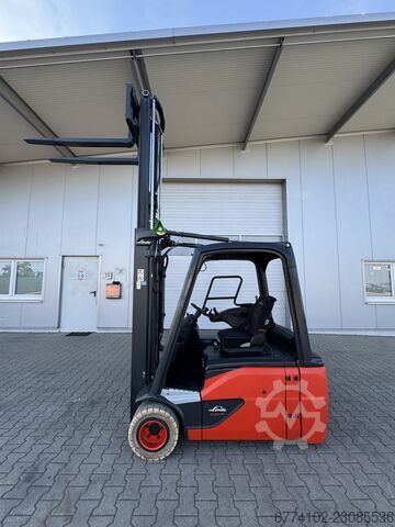 Elektrický trojkolesový vozík Linde E20L + Ladegerät NEU 48120--EK